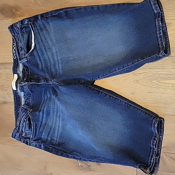 Slink Curvy Plus Size Bermuda Denim Jean Shorts Size 20 - Picture 2 of 7